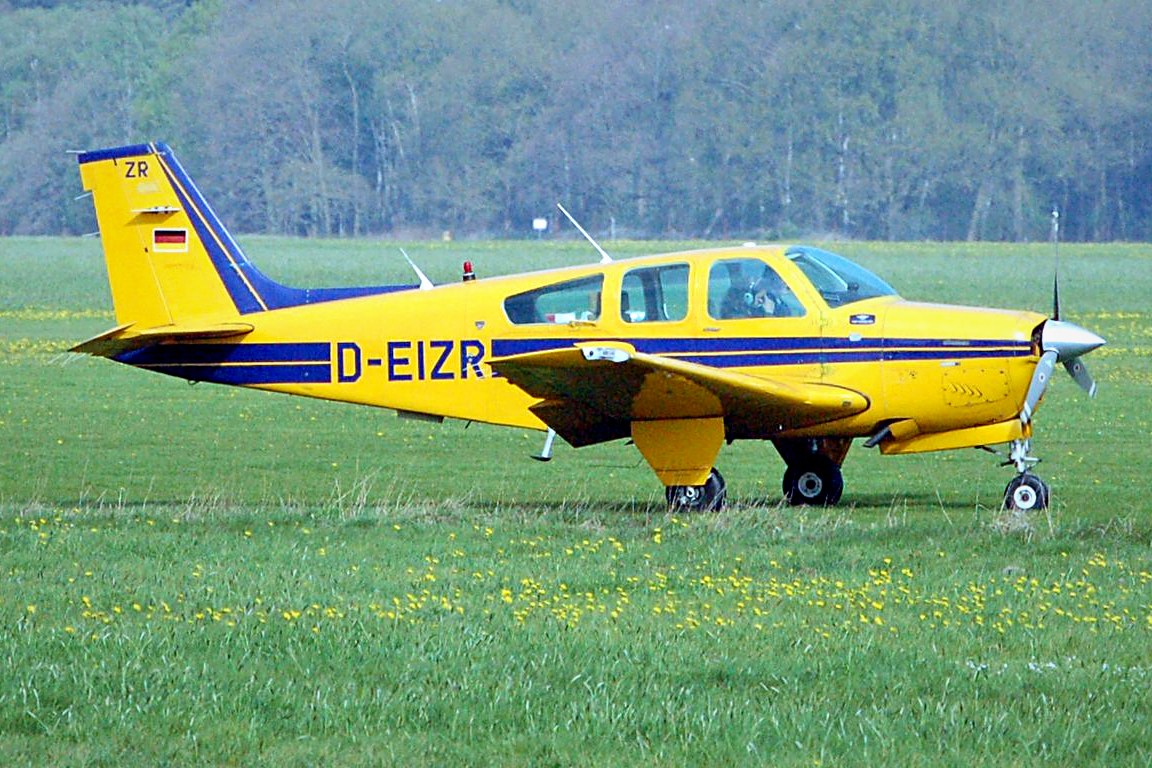 Beechcraft Bonanza F33A