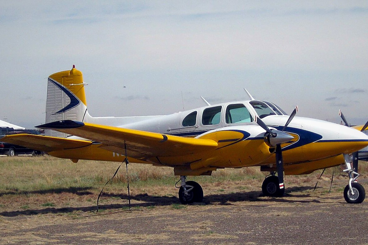 Beechcraft Twin Bonanza 50