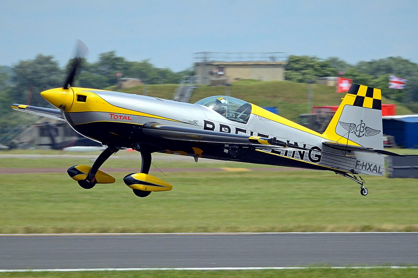 Extra EA-300SC