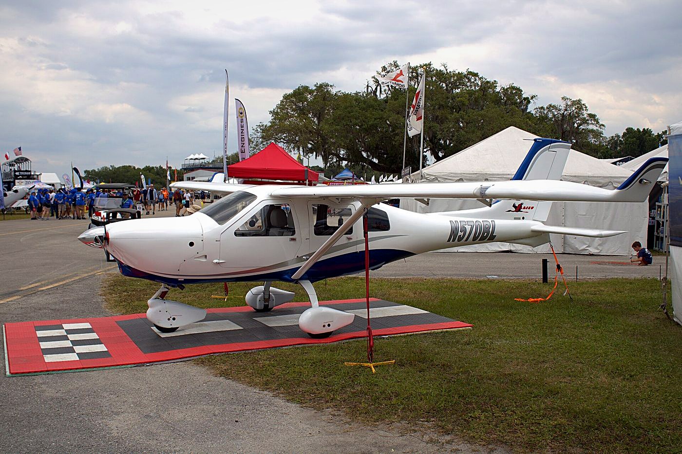 Jabiru J230