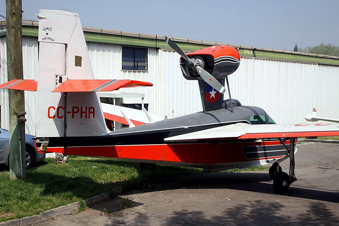 Lake LA-4 Buccaneer
