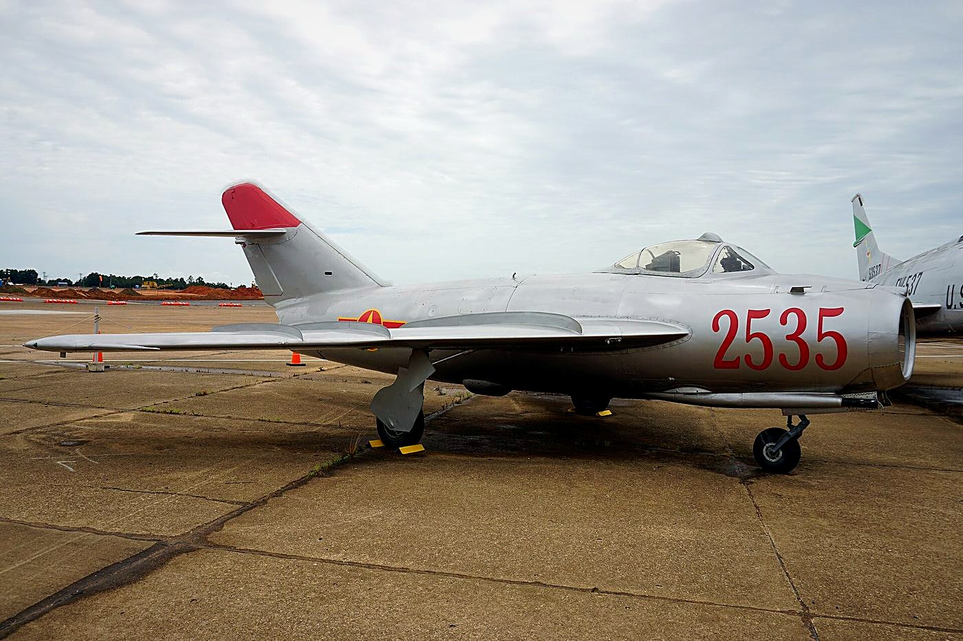 Mikoyan-Gurevich MiG-17