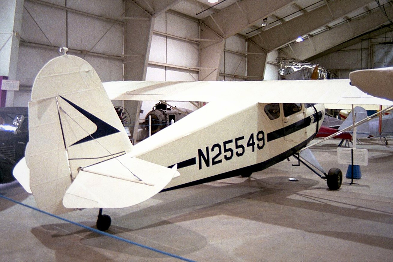 Rearwin Cloudster 8135