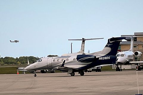Phenom 300