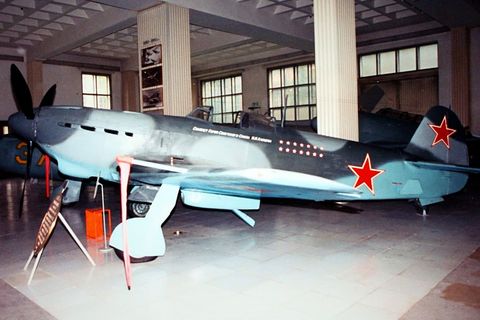 Yak-9