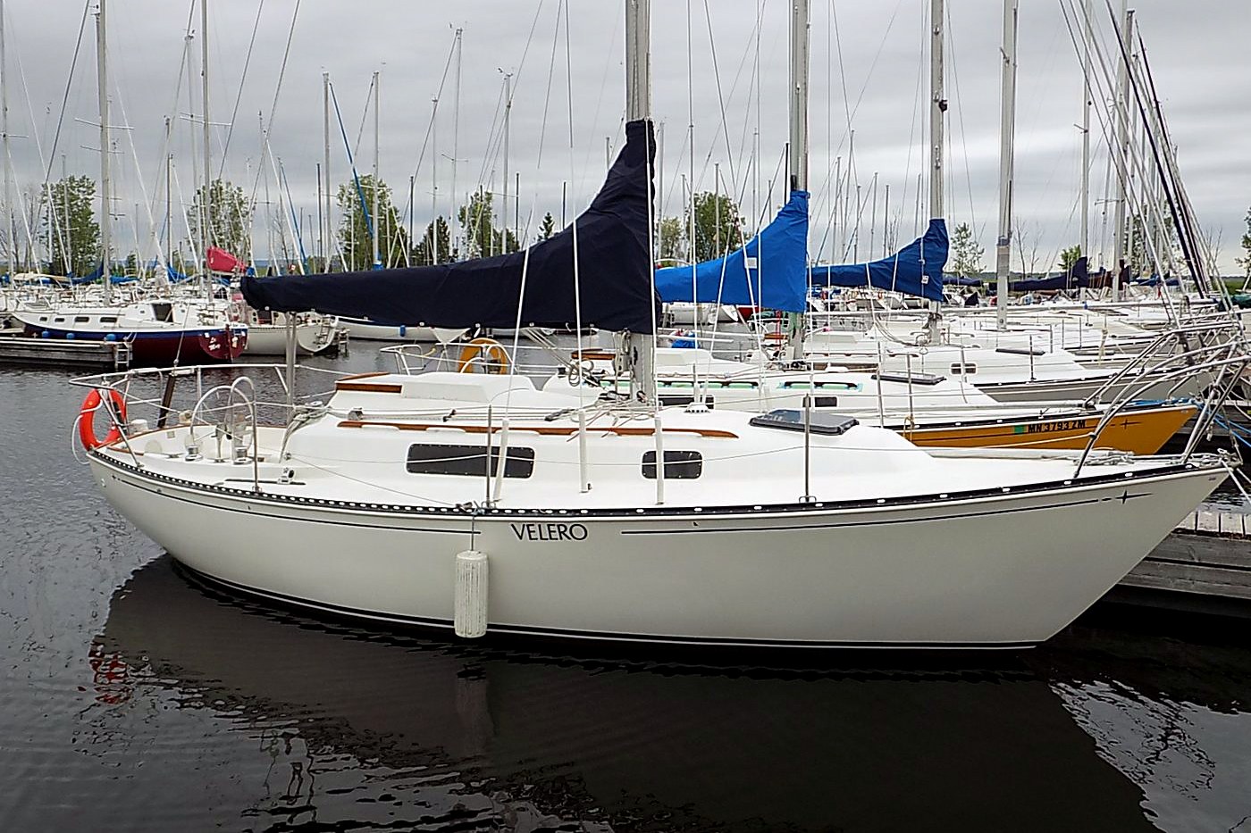C&C Yachts C&C 27
