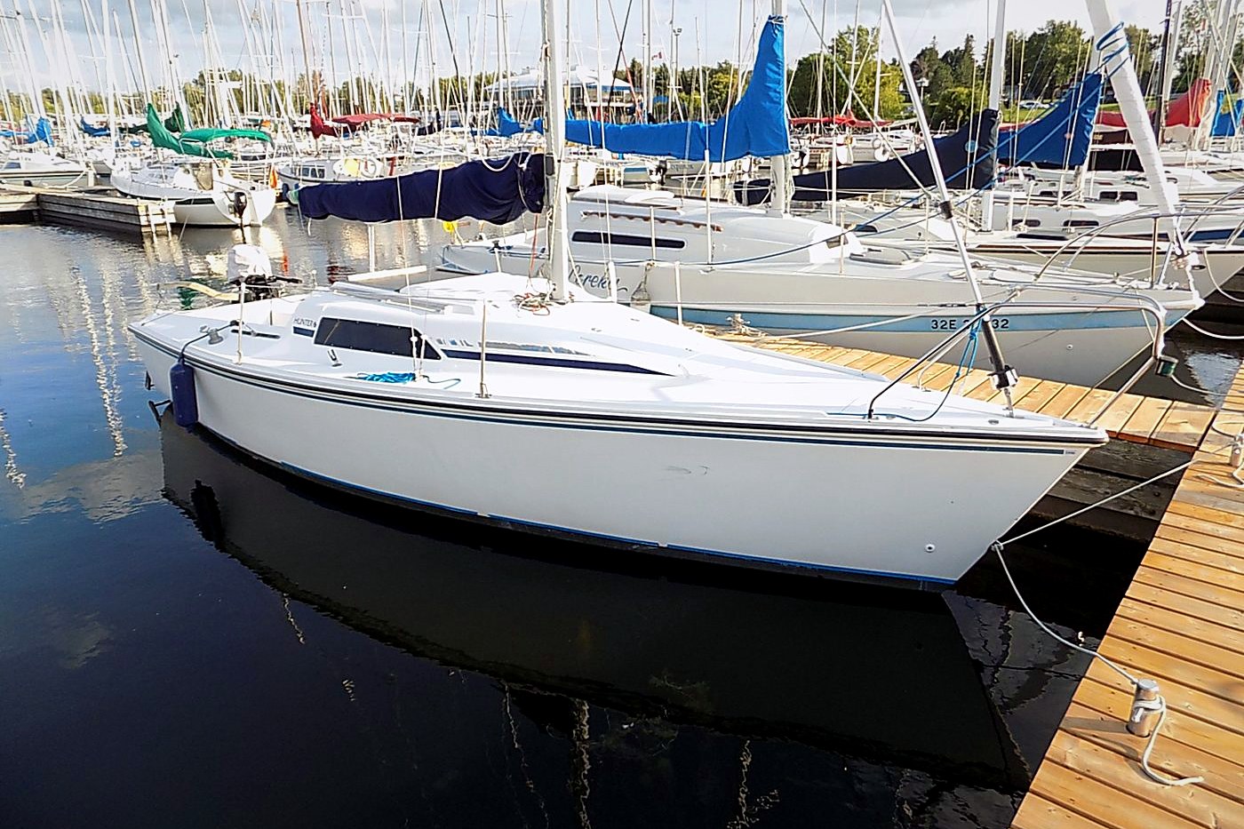Hunter 23