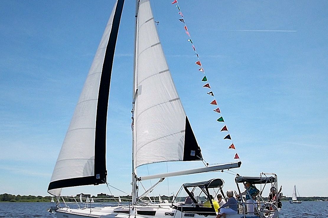 Hunter 356