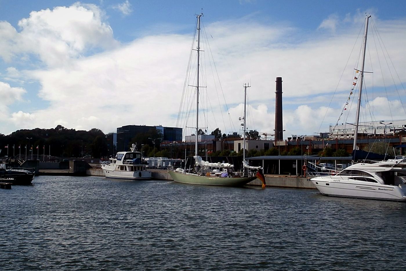 Hunter 376
