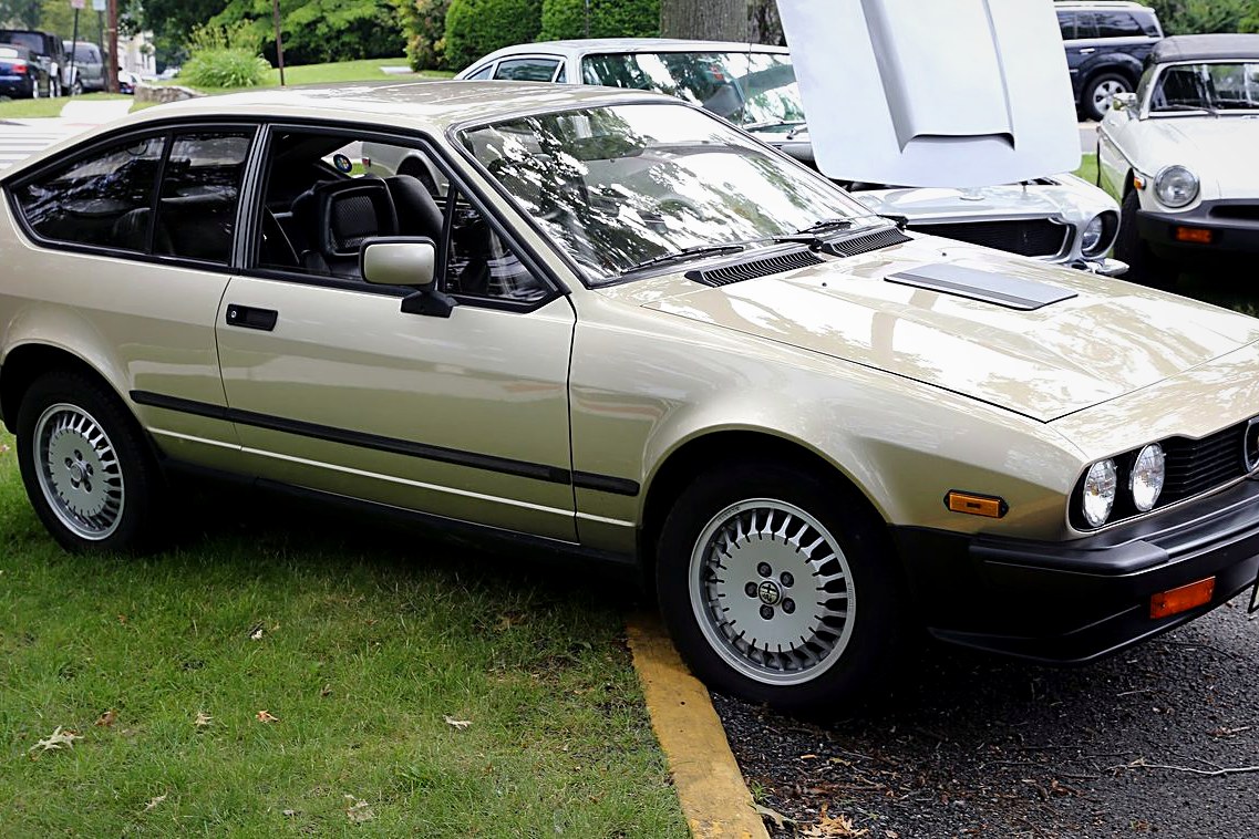 Alfa Romeo GTV6