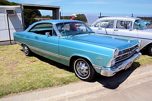 Ford Fairlane 500 GT