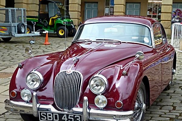 Jaguar XK150