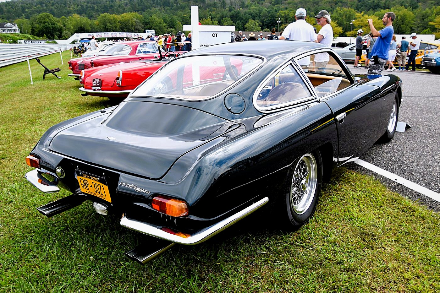 Lamborghini 400 GT