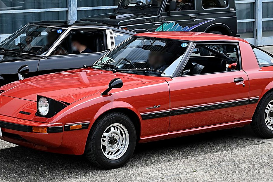 Mazda RX-7