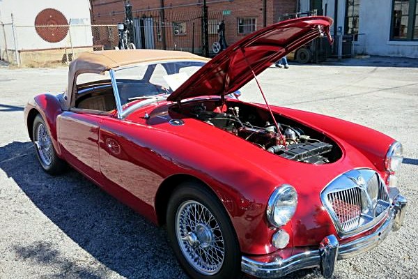 MG MGA