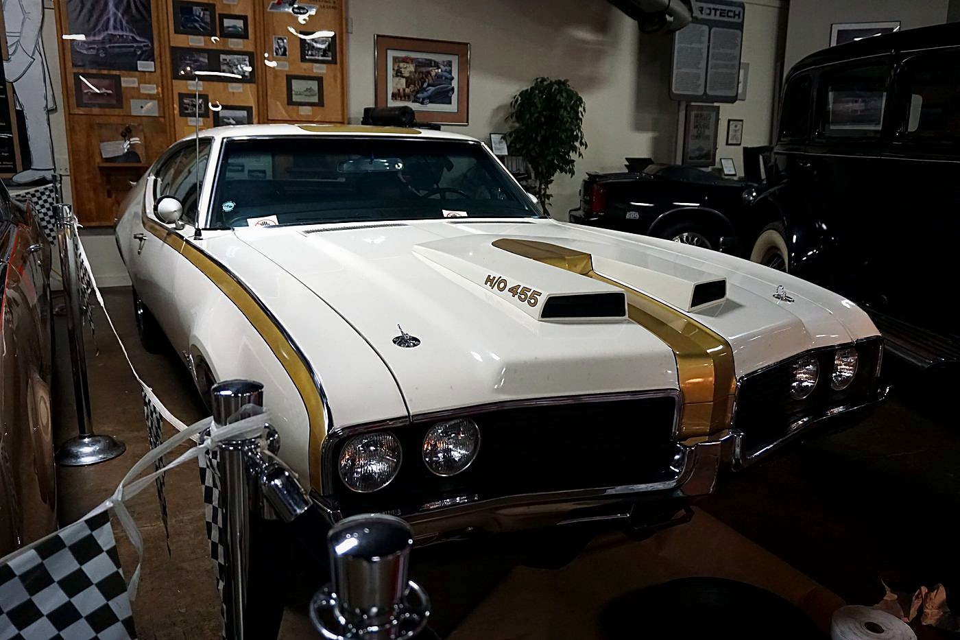 Oldsmobile Hurst/Olds