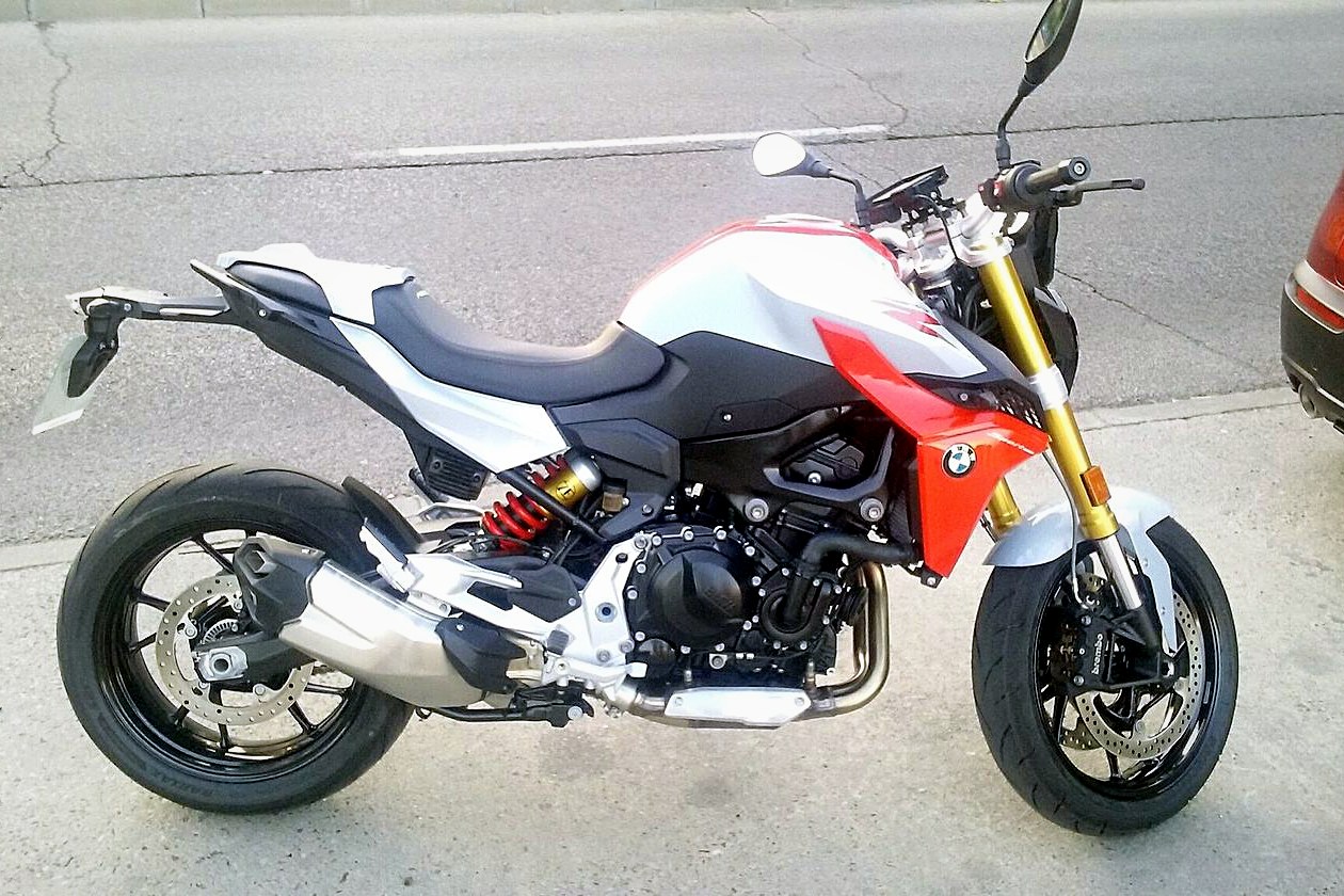 BMW F900R