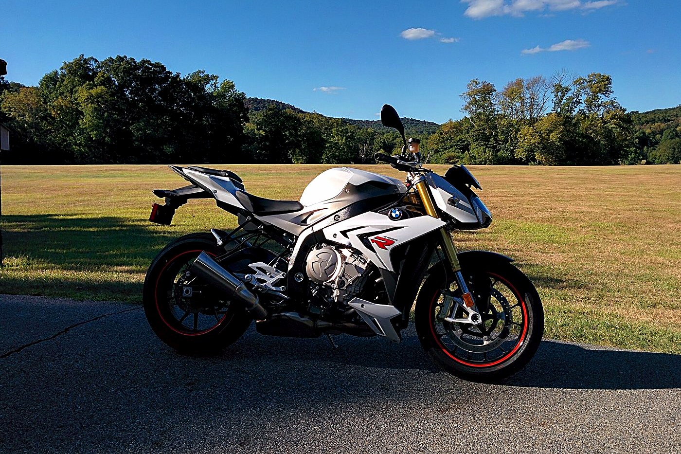 BMW S1000R
