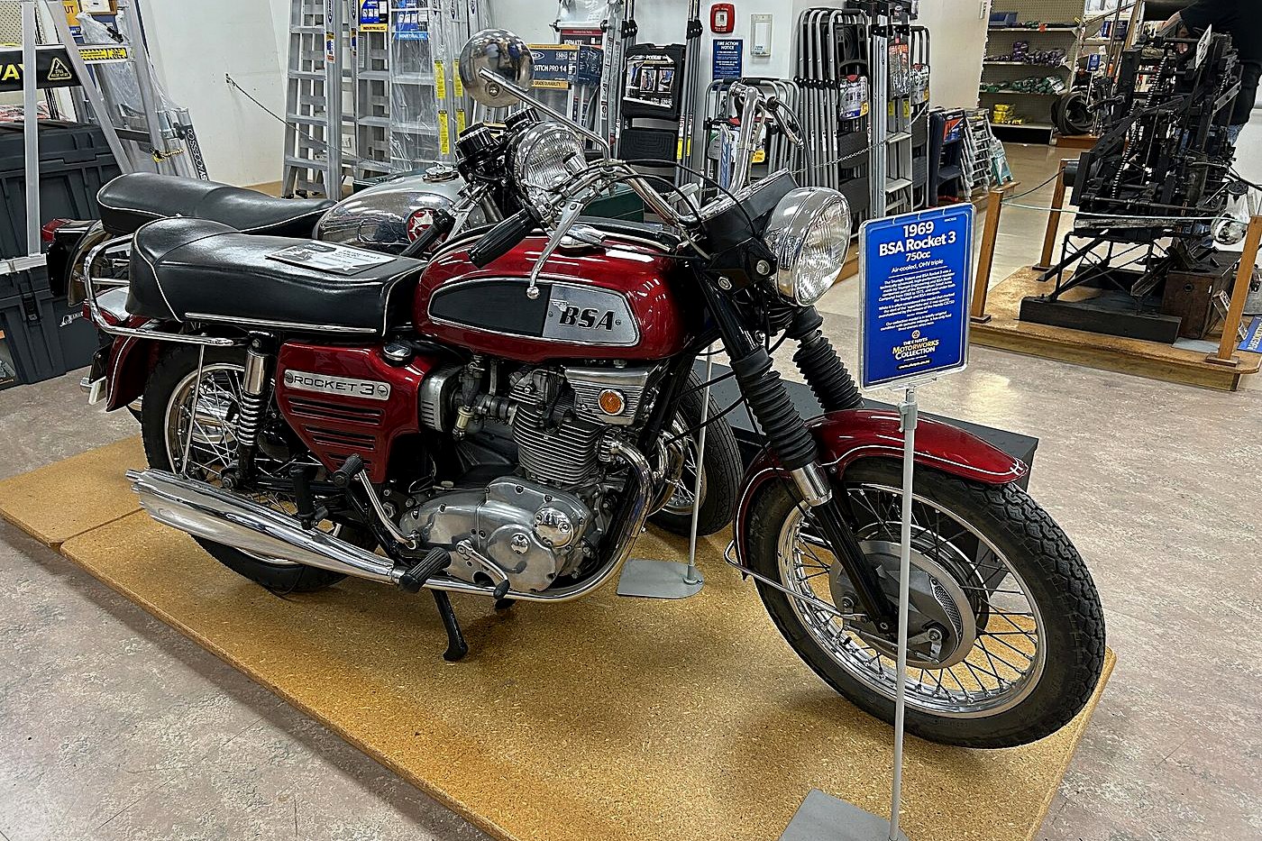 BSA Rocket 3