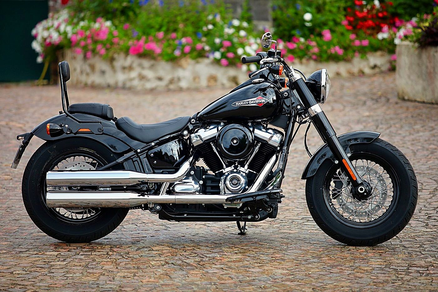 Harley-Davidson Softail Slim (FLS)