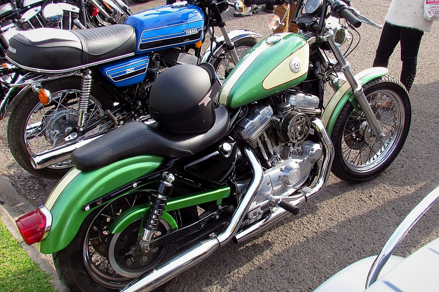 Harley-Davidson Sportster 883