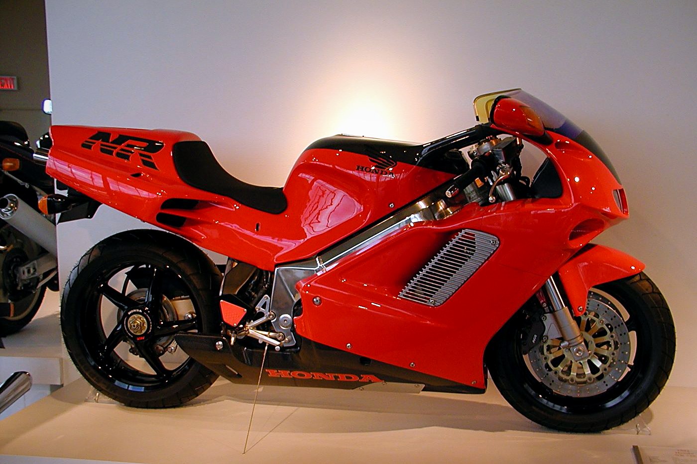 Honda NR750