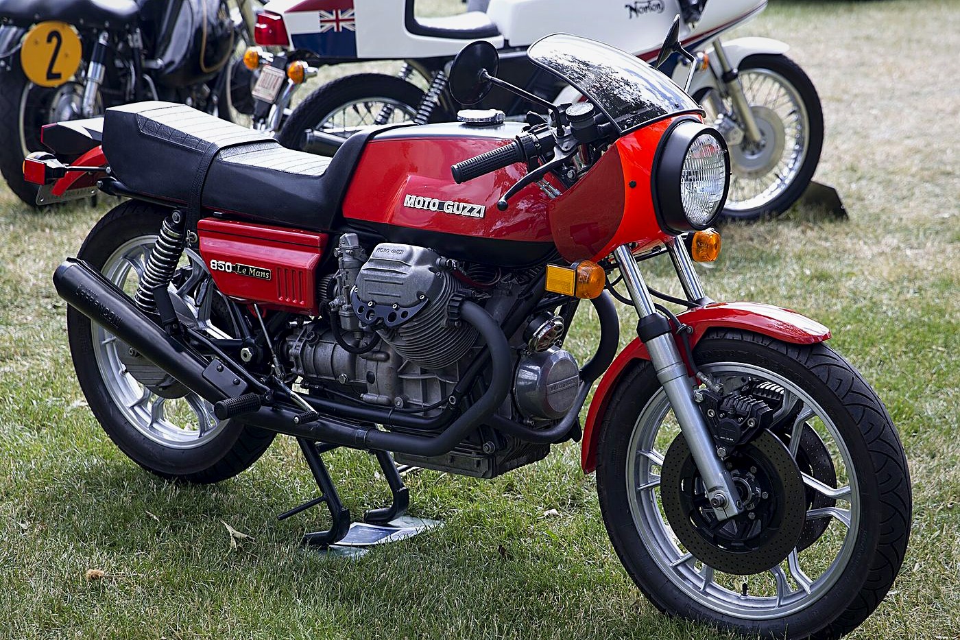 Moto Guzzi 850 Le Mans