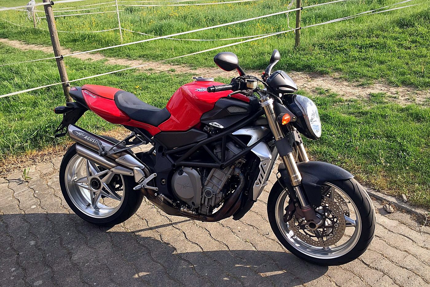 MV Agusta Brutale 750