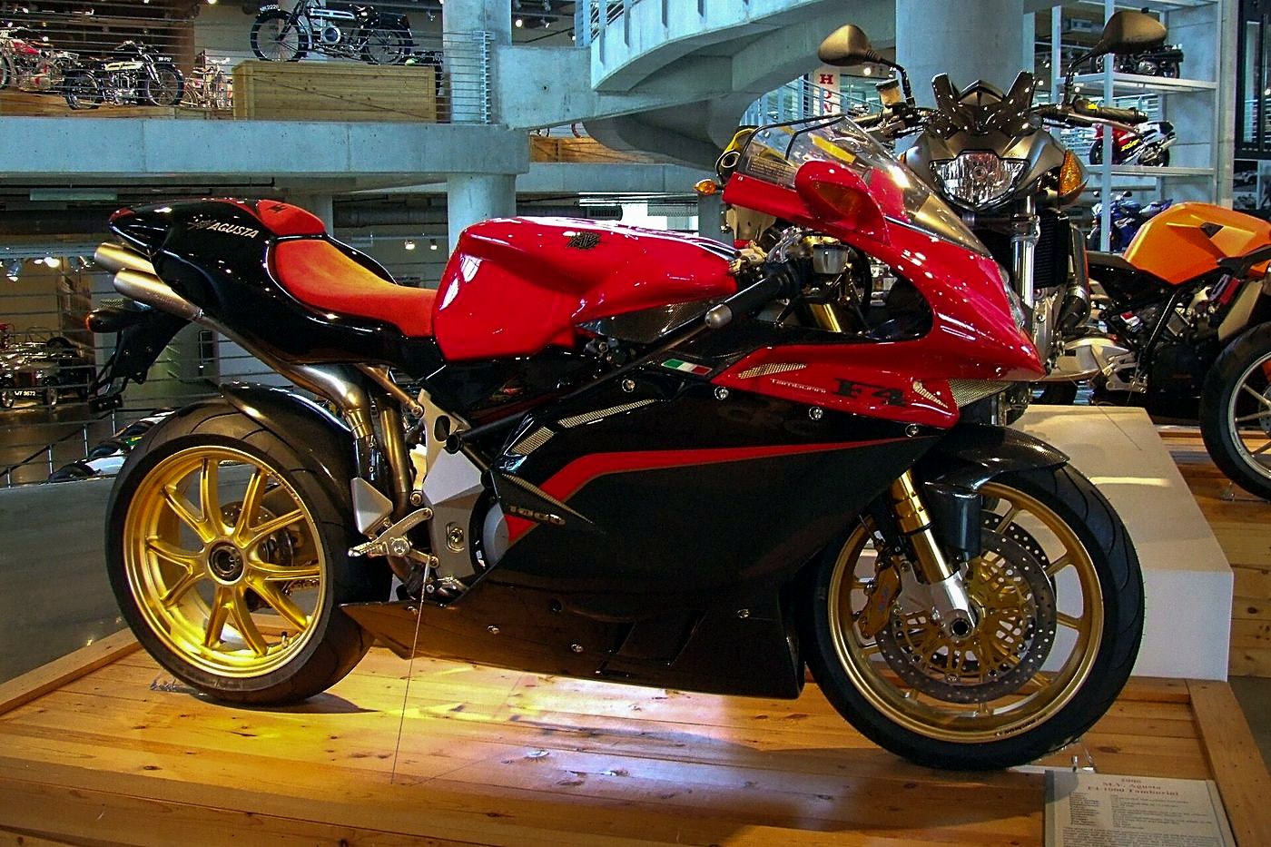 MV Agusta F4 1000