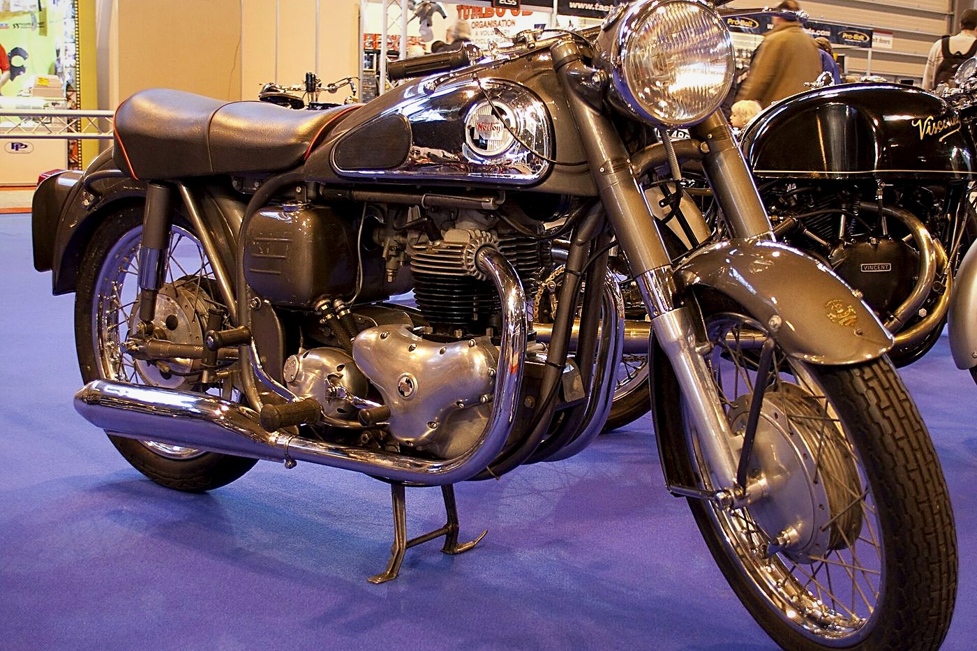 Norton Dominator