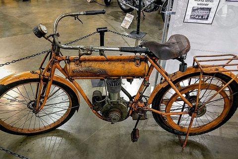 Board-Track Racer