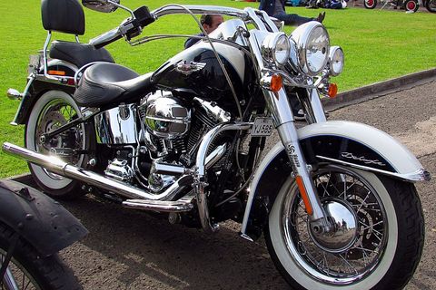 Softail Deluxe (FLSTN)