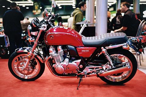 CB1100