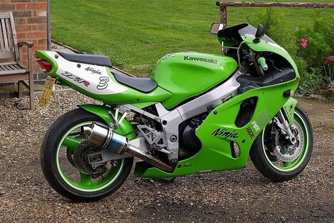 Ninja ZX-7R