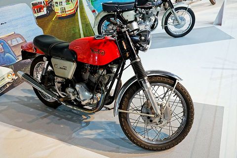 Commando 750 Fastback