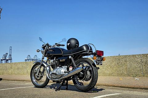 Commando 850
