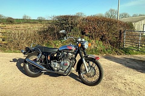 Interceptor 750