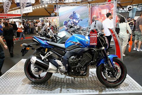 FZ1