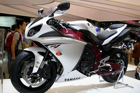 YZF-R1
